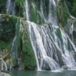 [ON DÉCAMPE !] AIN : LA CASCADE DE GLANDIEU