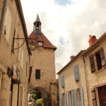 [On Décampe !] Allier : Charoux, le village fortifié !